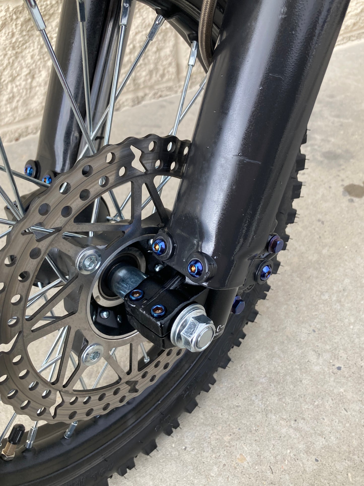RTR titanium bolt kit
